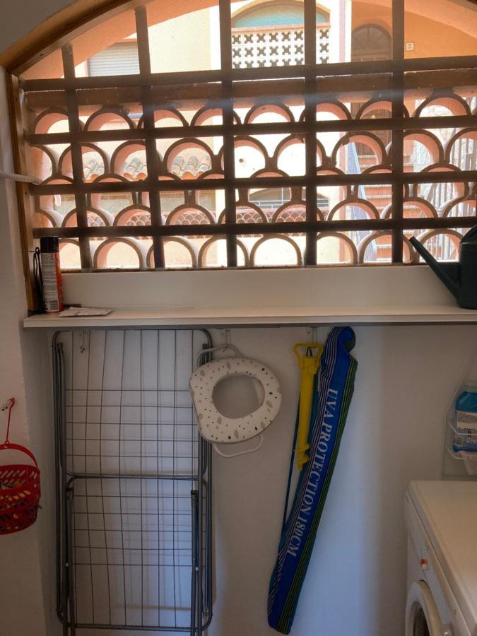 Tres Bel Appartement Entierement Renove Empuriabrava Exteriör bild