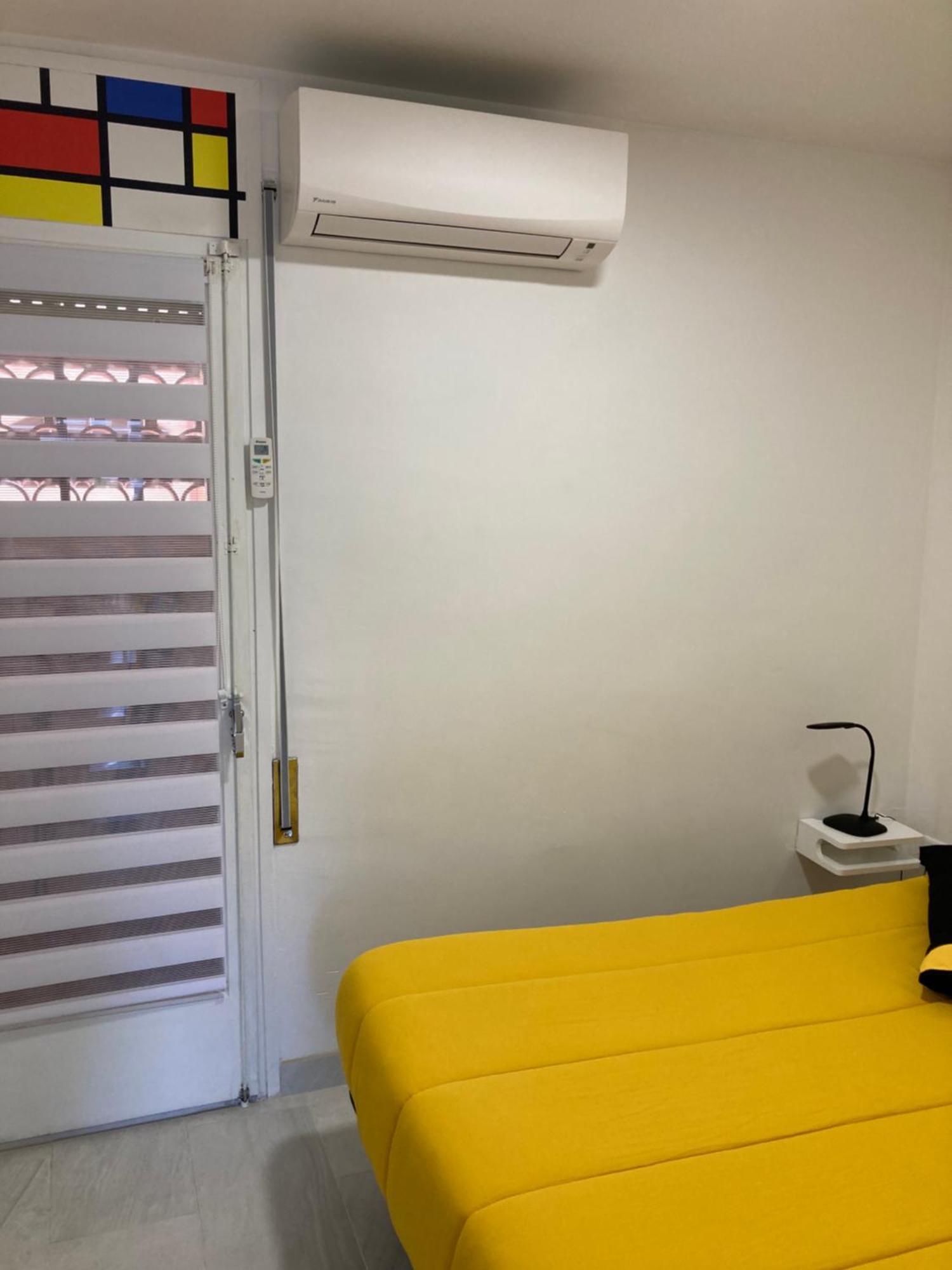 Tres Bel Appartement Entierement Renove Empuriabrava Exteriör bild