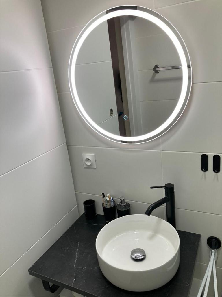 Tres Bel Appartement Entierement Renove Empuriabrava Exteriör bild